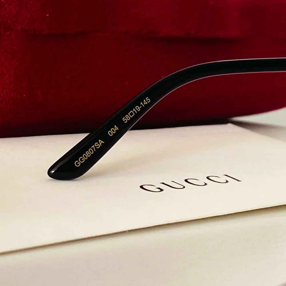 NWT Gucci GG0807SA-004 Gold Oversized 58mm Sunglasses